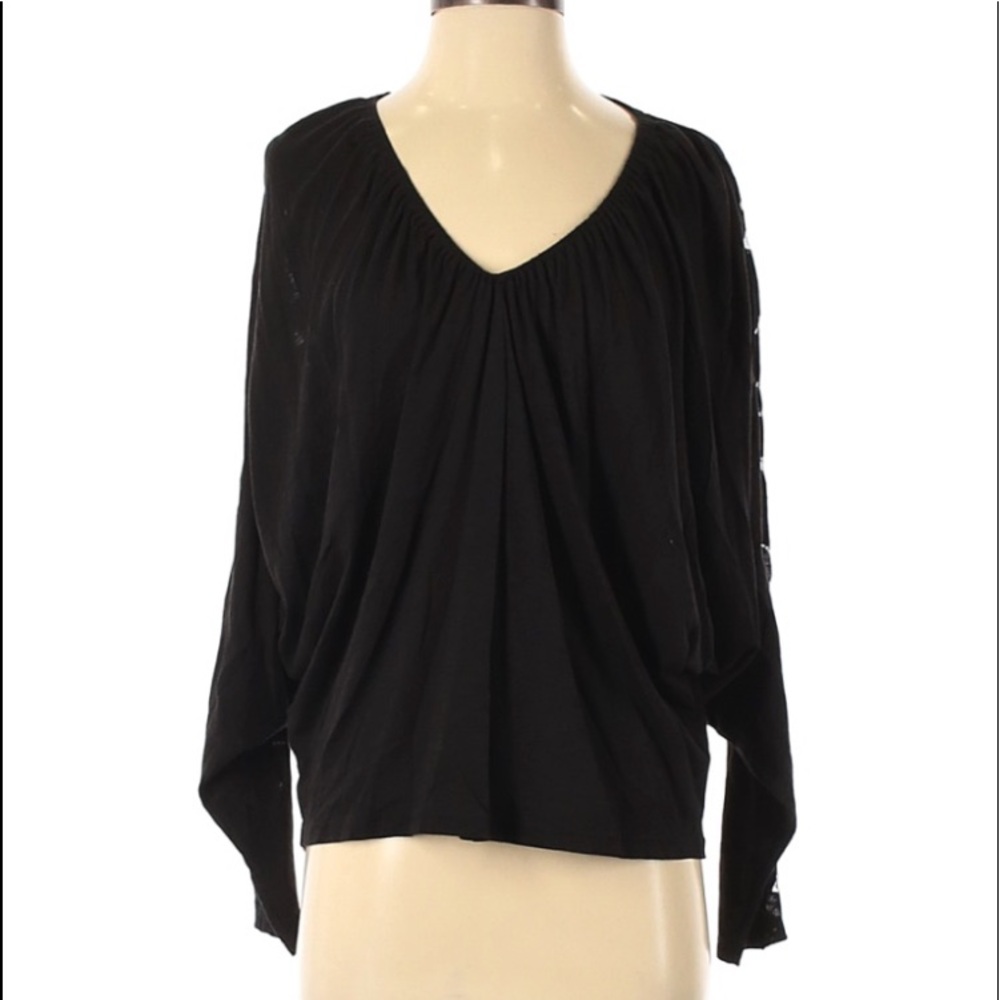 Testament long sleeve top size small